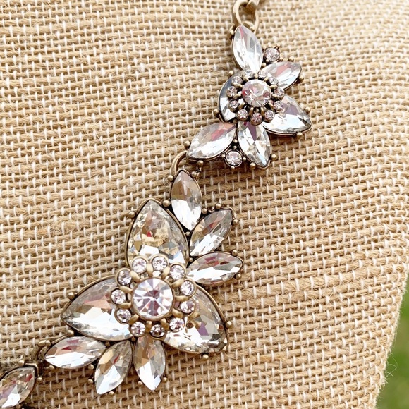 Chloe + Isabel Mirabelle Statement Collar Necklace - Picture 9 of 10